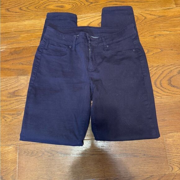Maurices plum color size M stretch jeggings - Picture 1 of 6